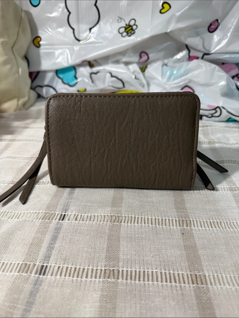 Jessica Simpson Jaclyn foldover card wallet